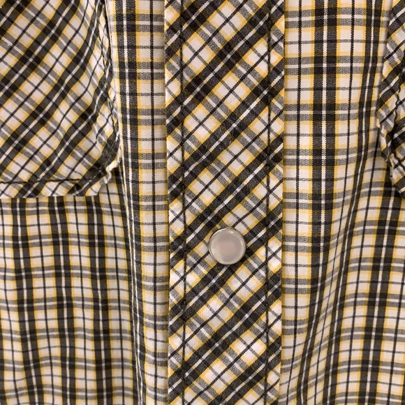 Puma shirt - Picture 5 of 10